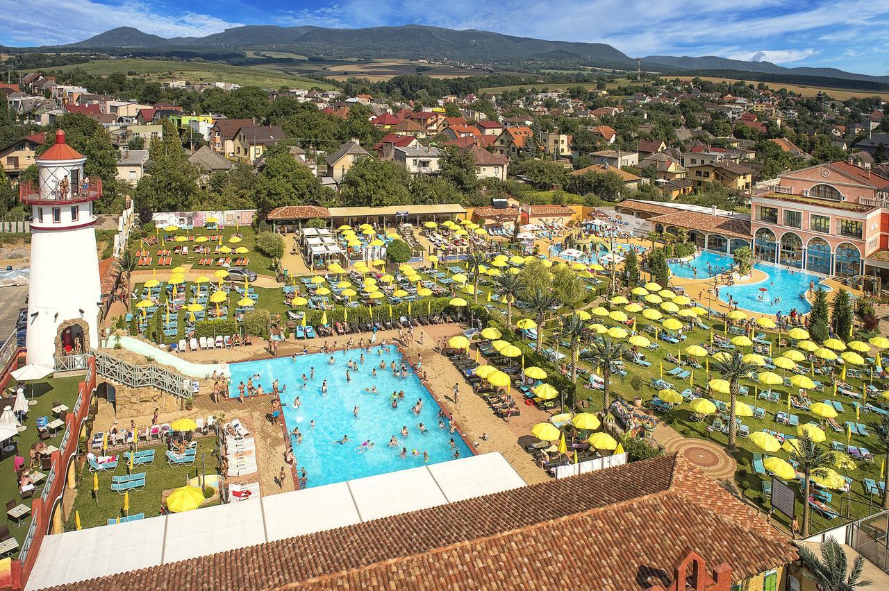 Plaza Beach Holiday House プレショフ エクステリア 写真